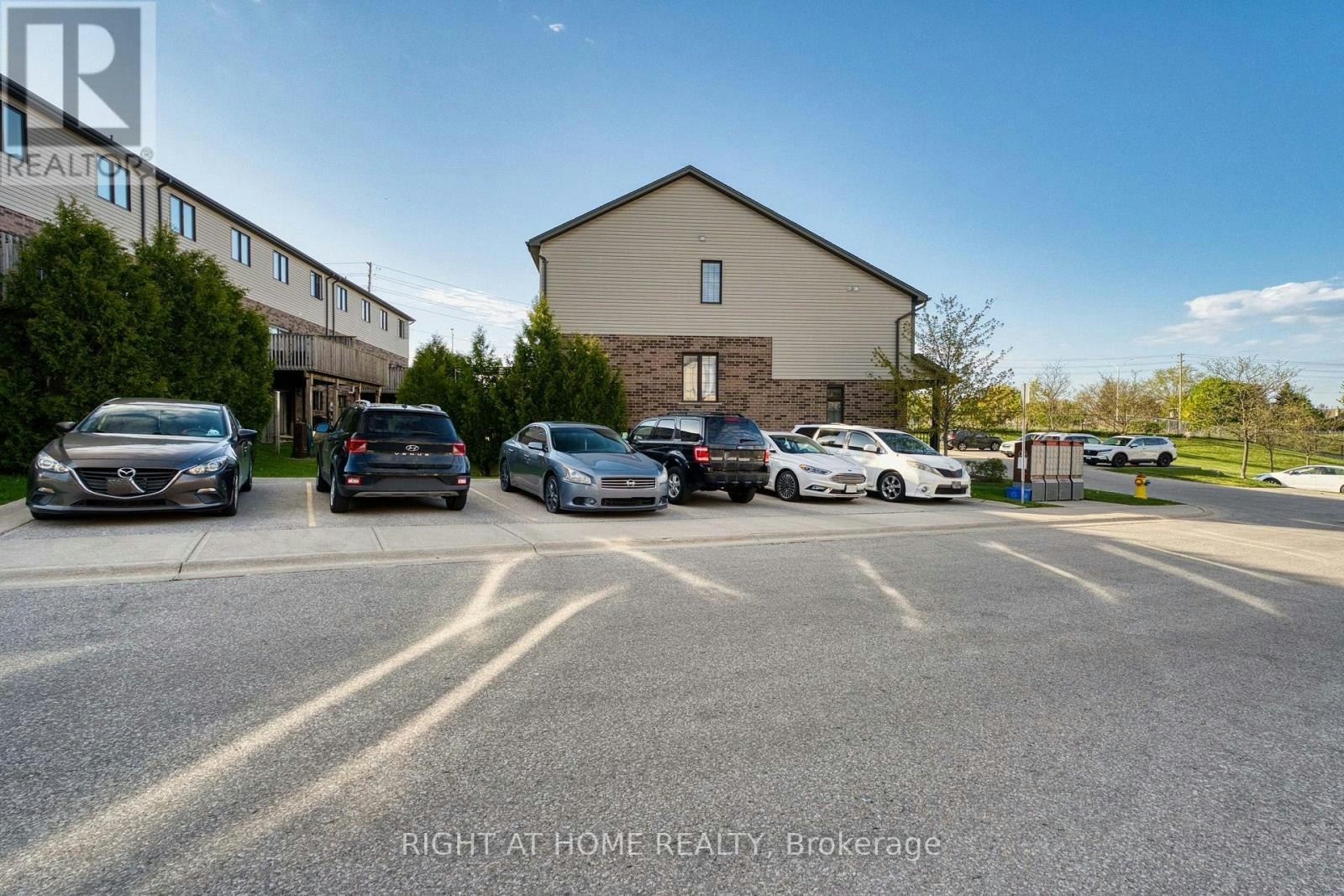 16-1030 Oakcrossing Gate, London, ON, N6H 0H1 - 38