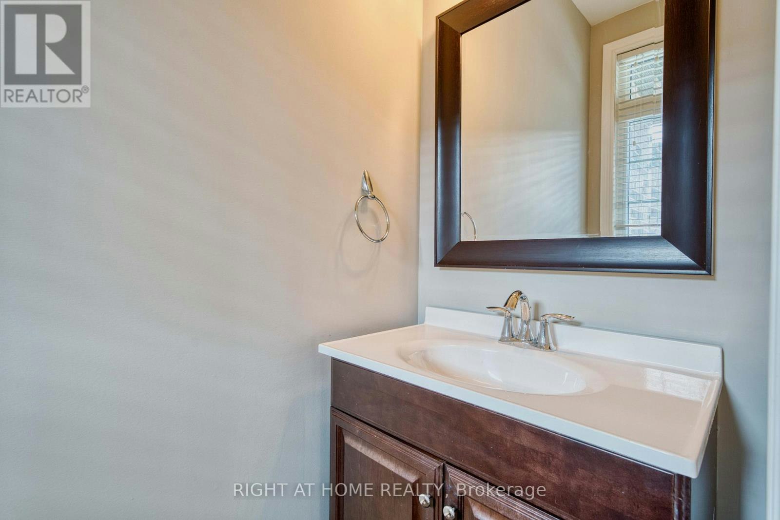 16-1030 Oakcrossing Gate, London, ON, N6H 0H1 - 15