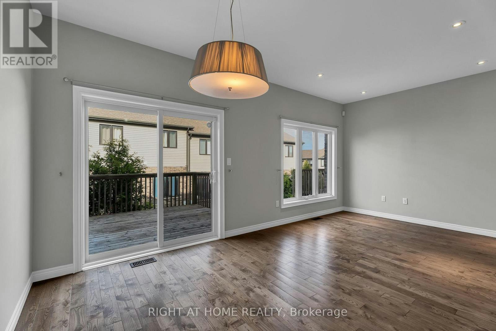 16-1030 Oakcrossing Gate, London, ON, N6H 0H1 - 14