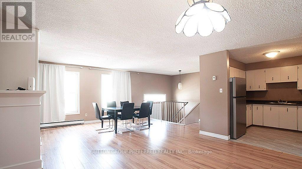 56 Gunn (Unit A Street, London, ON, N6G 1C7 - 2