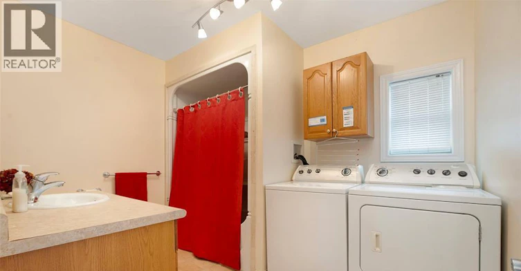 MAIN-907 Gladstone Avenue, Windsor, ON, N9A 2R5 - 10