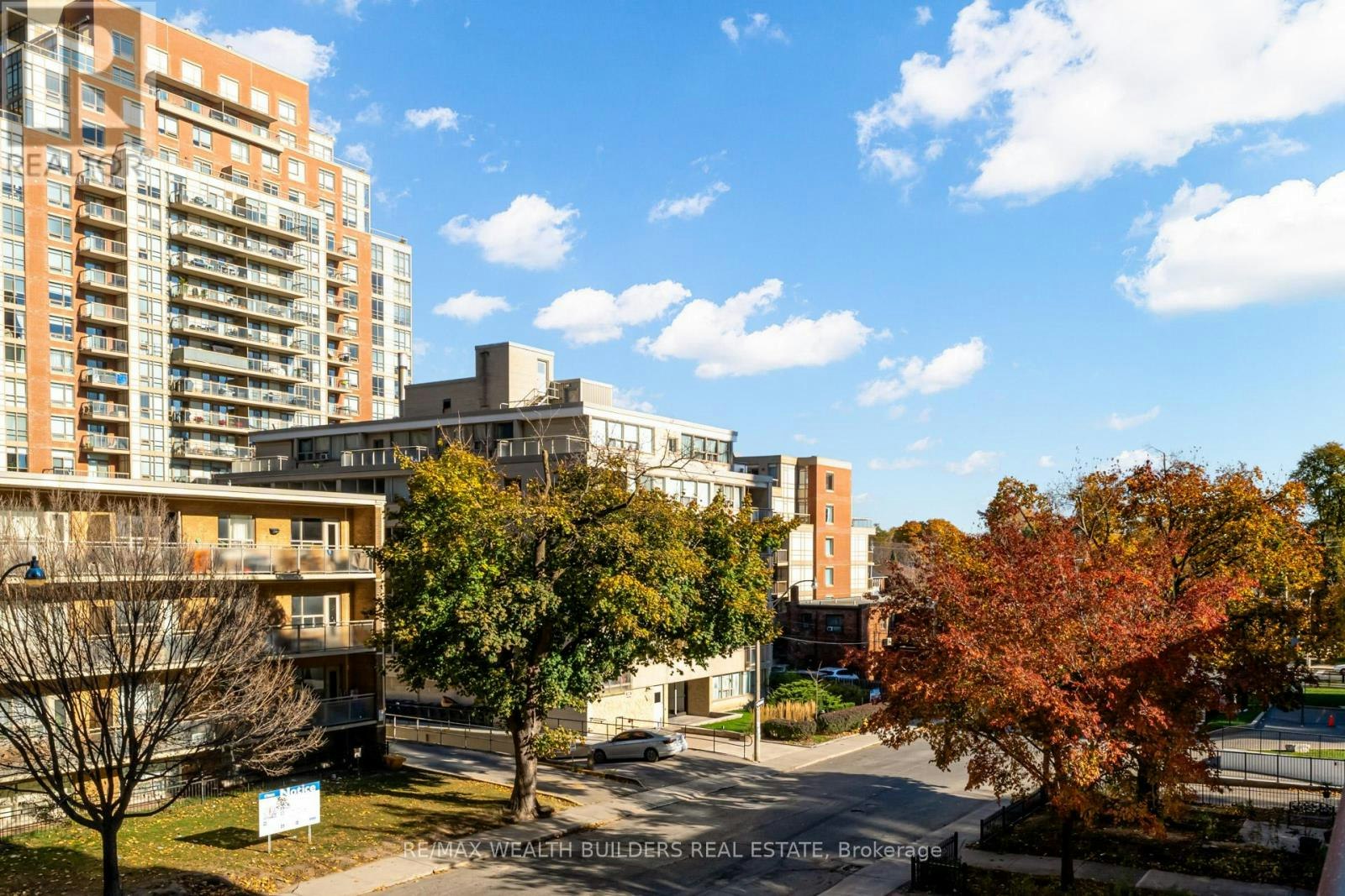 310-117 Broadway Avenue, Toronto, ON, M4P 1V3 - 16