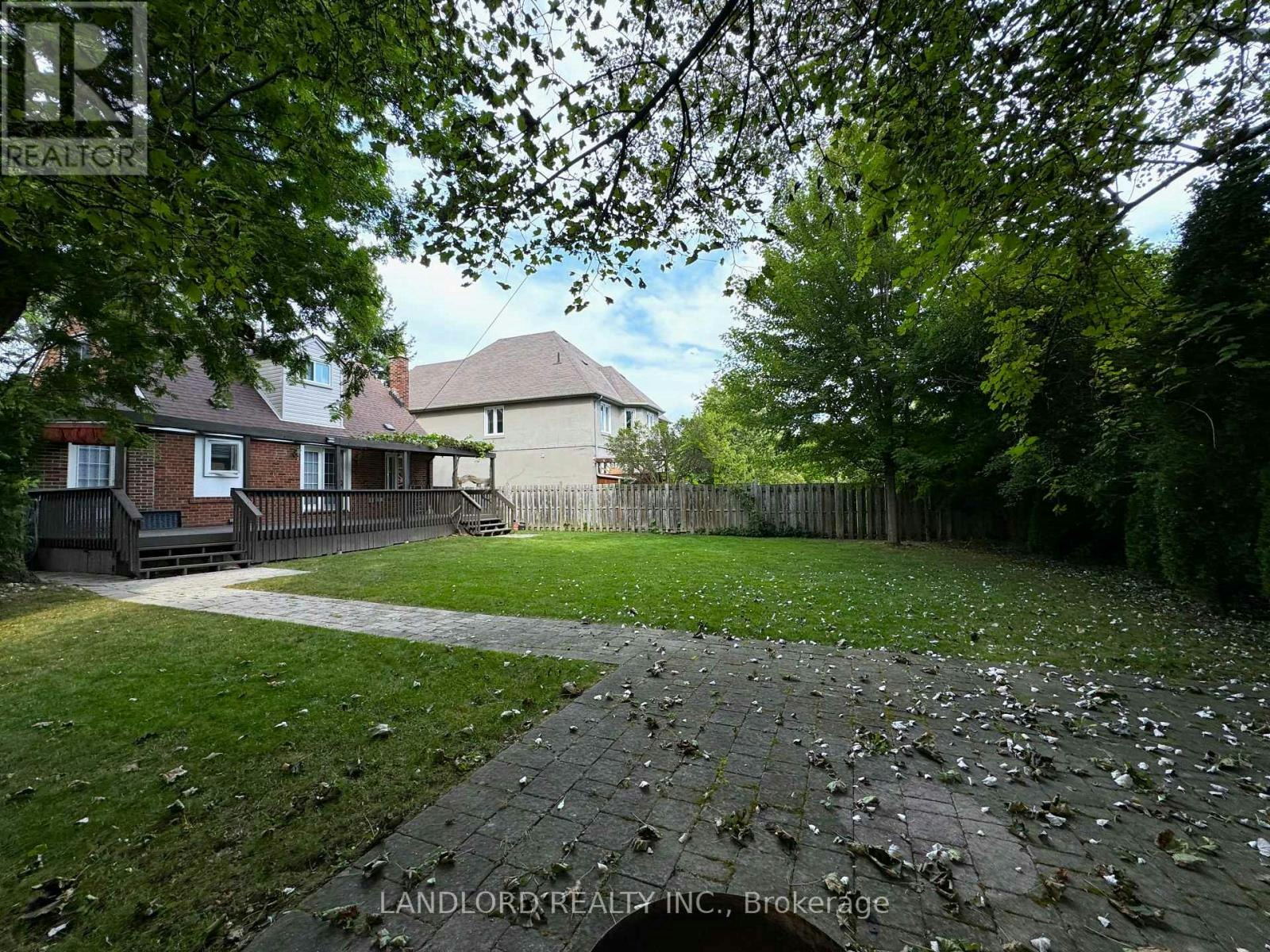 5 Lanbrooke Avenue, Toronto, ON, M2R 2C5 - 11