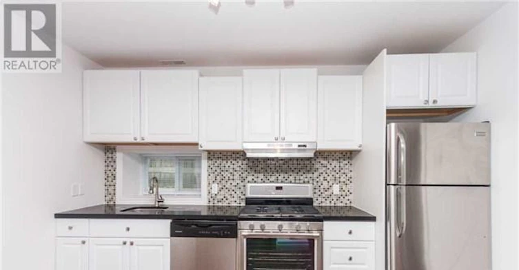 2-55 Hillsdale Avenue E, Toronto, ON, M4S 1T4 - 4