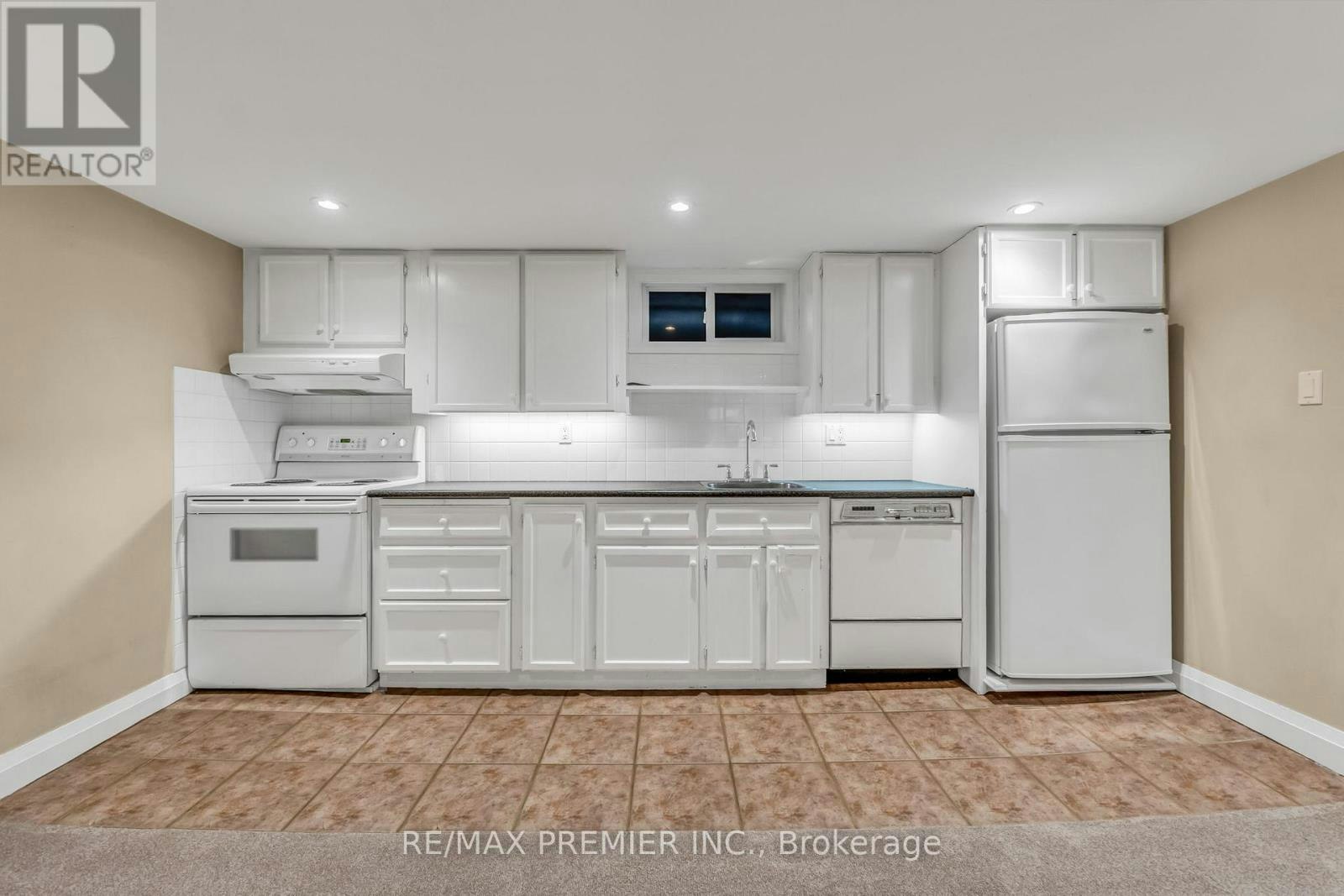 LOWER Level 5 Killarney Road, Toronto, ON, M5P 1L7 - 7