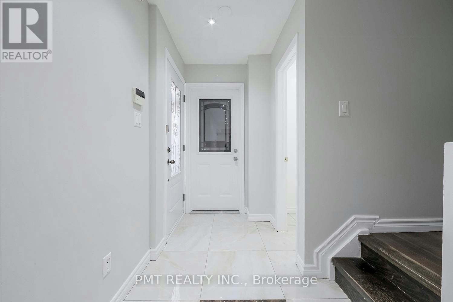 26 Granada Crescent, Toronto, ON, M1B 2H5 - 4