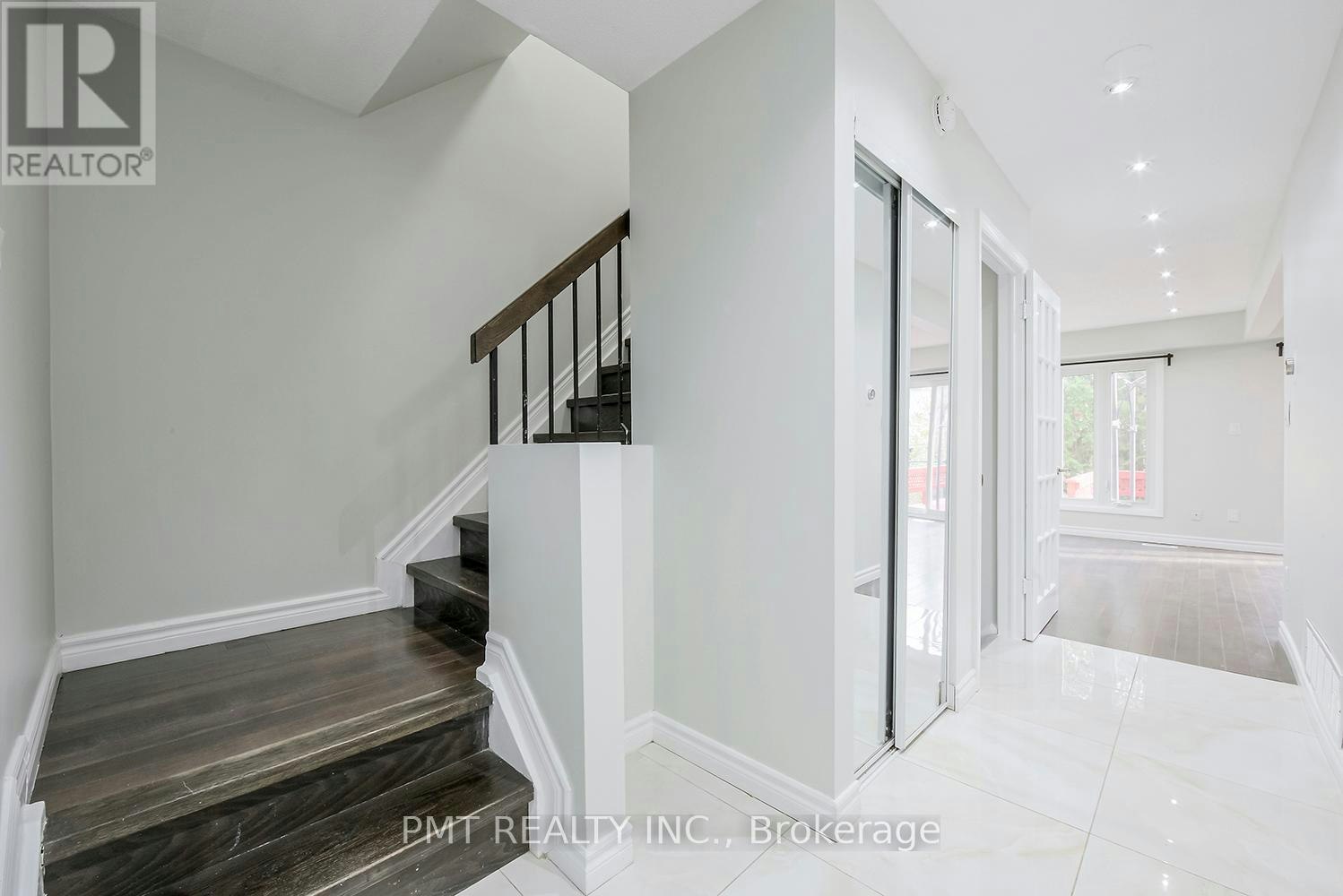 26 Granada Crescent, Toronto, ON, M1B 2H5 - 6