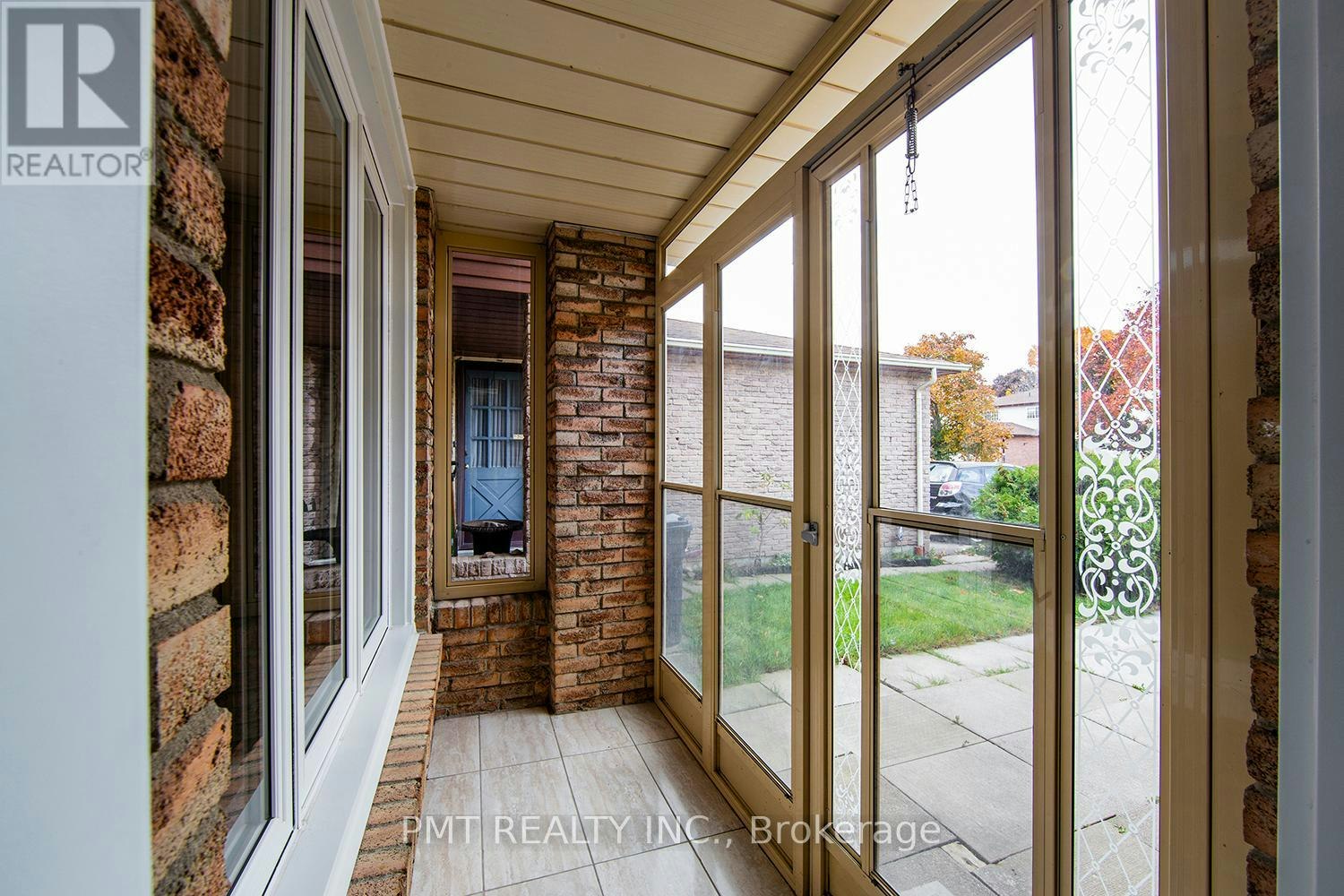 26 Granada Crescent, Toronto, ON, M1B 2H5 - 3