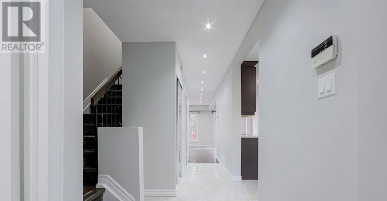 26 Granada Crescent, Toronto, ON, M1B 2H5 - 7