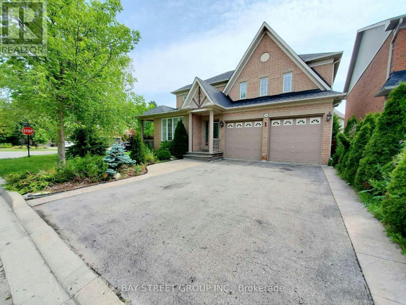 89 Skywood Drive, Richmond Hill, ON, L4E 4K8