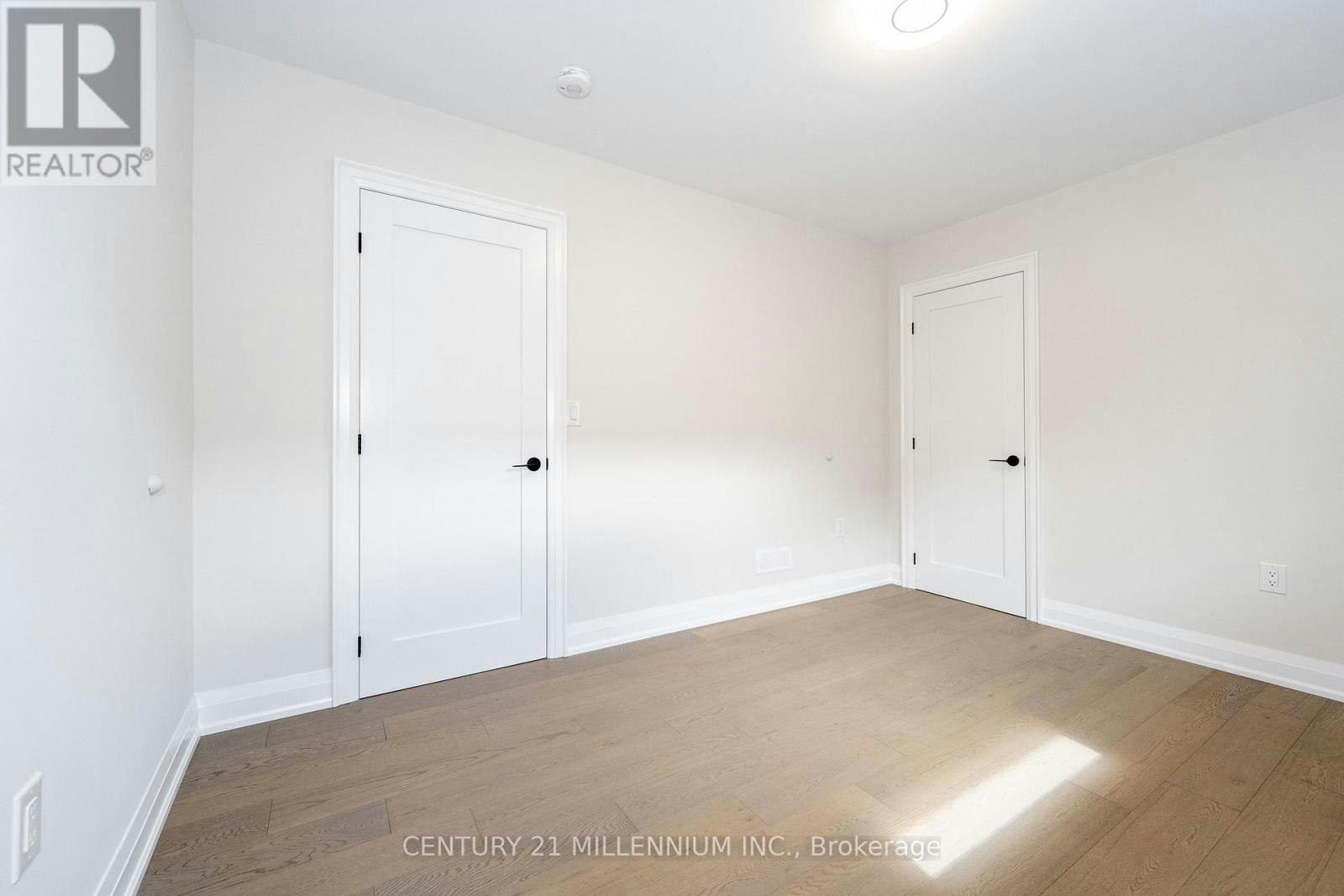 A-31 Mariposa Avenue, Toronto, ON, M6N 4A1 - 13