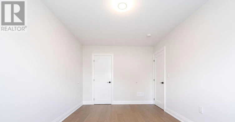 A-31 Mariposa Avenue, Toronto, ON, M6N 4A1 - 15