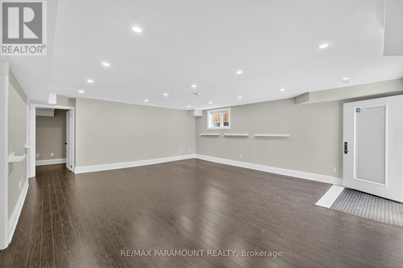 38 York Road, Toronto, ON, M9R 3E4 - 5