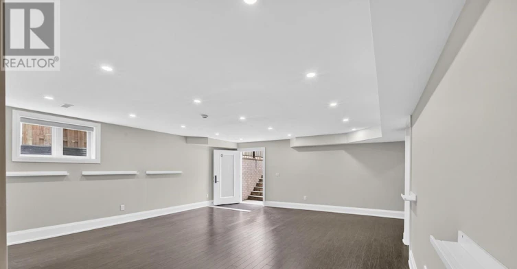 38 York Road, Toronto, ON, M9R 3E4 - 6