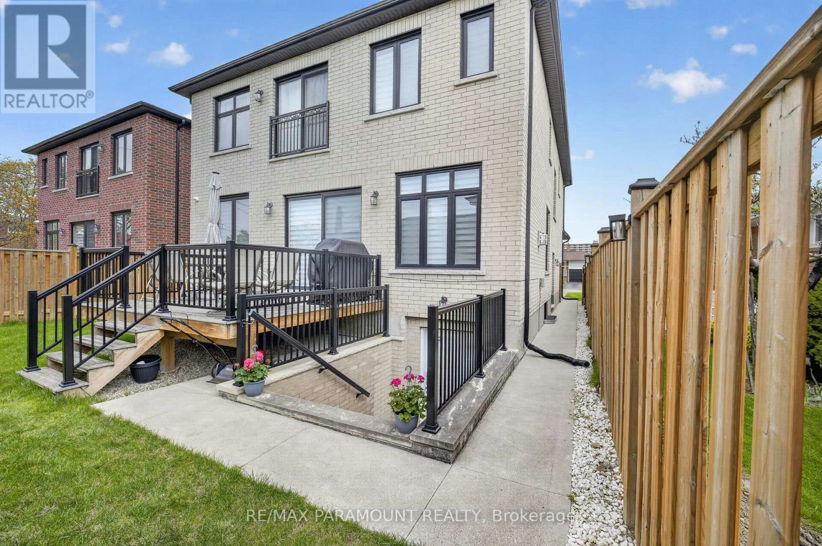 38 York Road, Toronto, ON, M9R 3E4 - 22