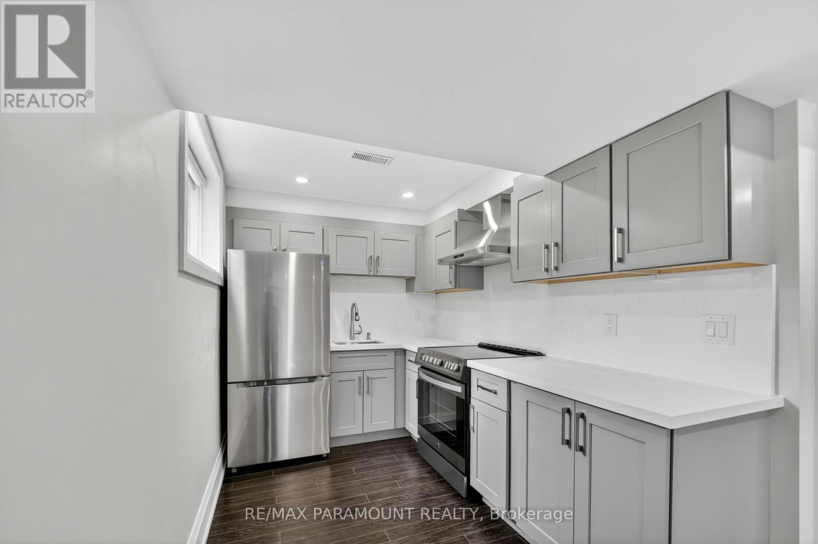 38 York Road, Toronto, ON, M9R 3E4 - 10