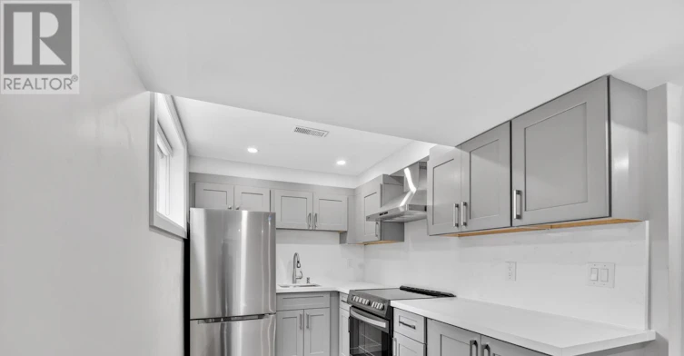 38 York Road, Toronto, ON, M9R 3E4 - 10