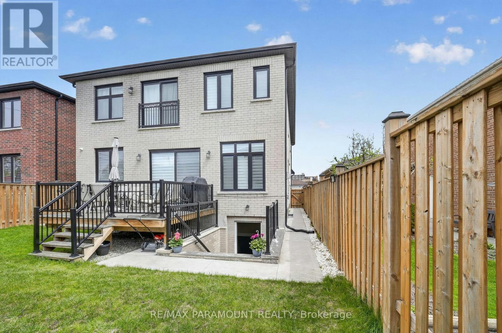 38 York Road, Toronto, ON, M9R 3E4 - 17