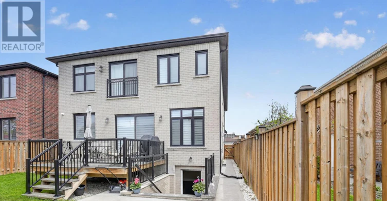 38 York Road, Toronto, ON, M9R 3E4 - 17