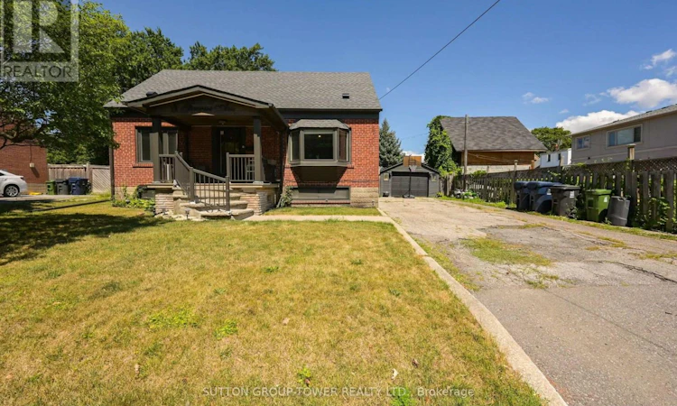 8 Yvonne Avenue N