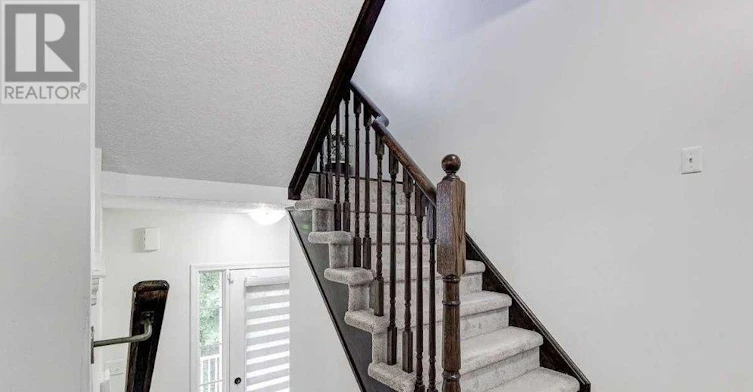 25-7 Sirente Drive, Hamilton, ON, L9A 0B4 - 5