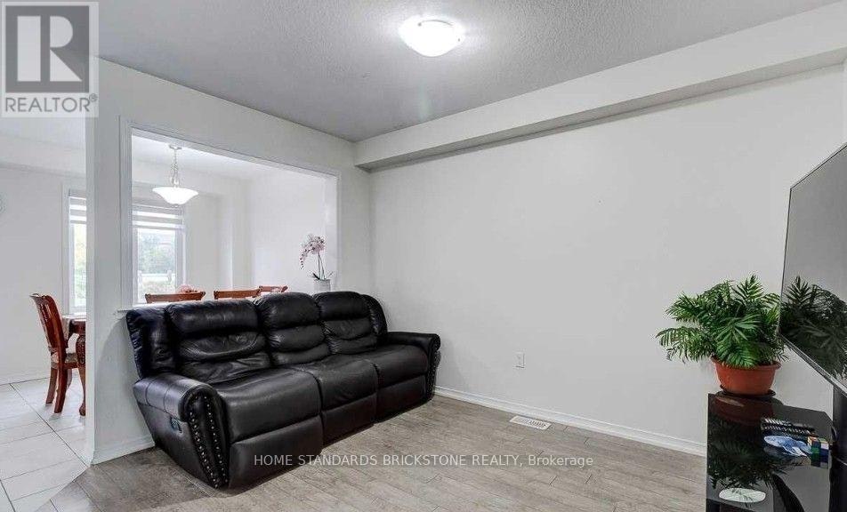 25-7 Sirente Drive, Hamilton, ON, L9A 0B4 - 11