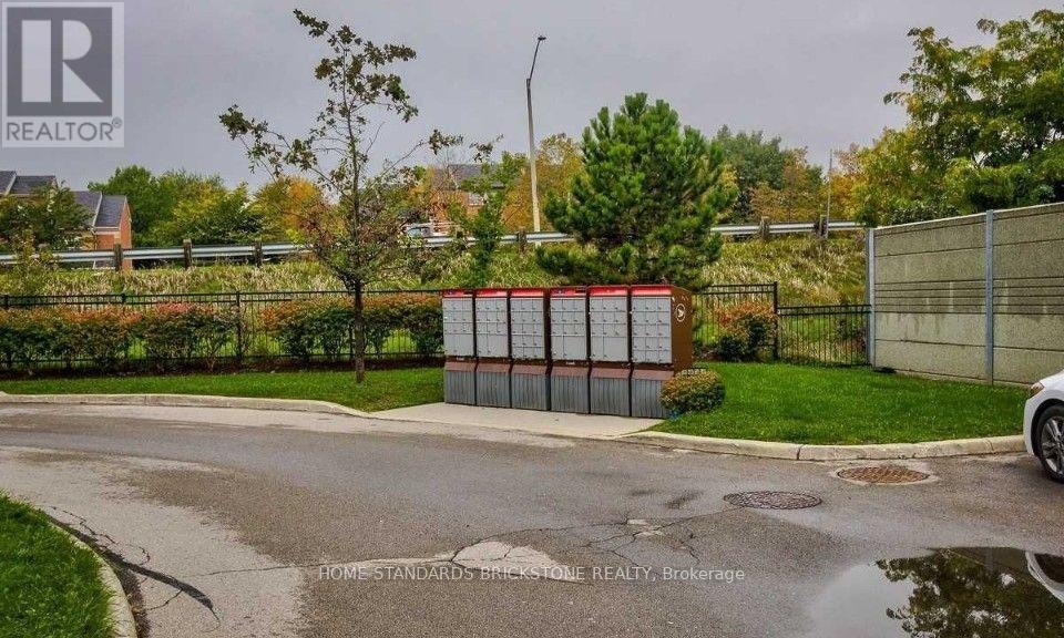 25-7 Sirente Drive, Hamilton, ON, L9A 0B4 - 30