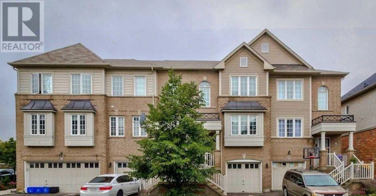 25-7 Sirente Drive, Hamilton, ON, L9A 0B4