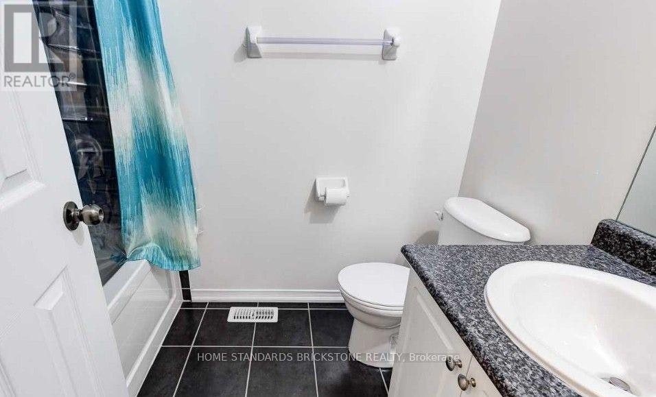25-7 Sirente Drive, Hamilton, ON, L9A 0B4 - 25