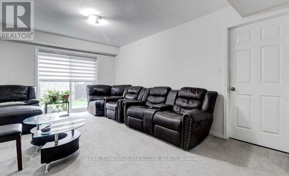 25-7 Sirente Drive, Hamilton, ON, L9A 0B4 - 17