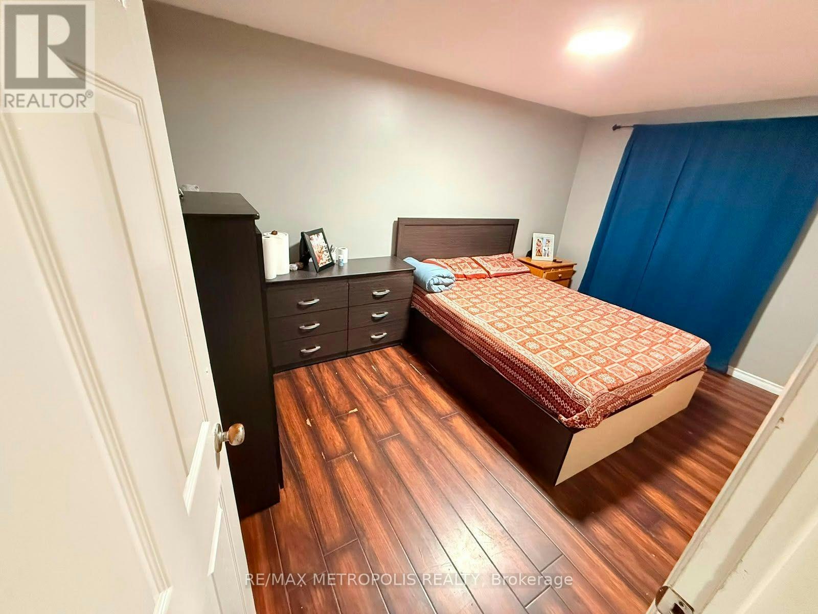 MAIN-152 Woodside Avenue, Cambridge, ON, N1S 3Y1 - 8