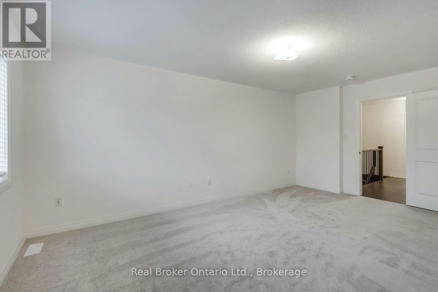 267-79 Caspian Square, Clarington, ON, K2V 0R3 - 16