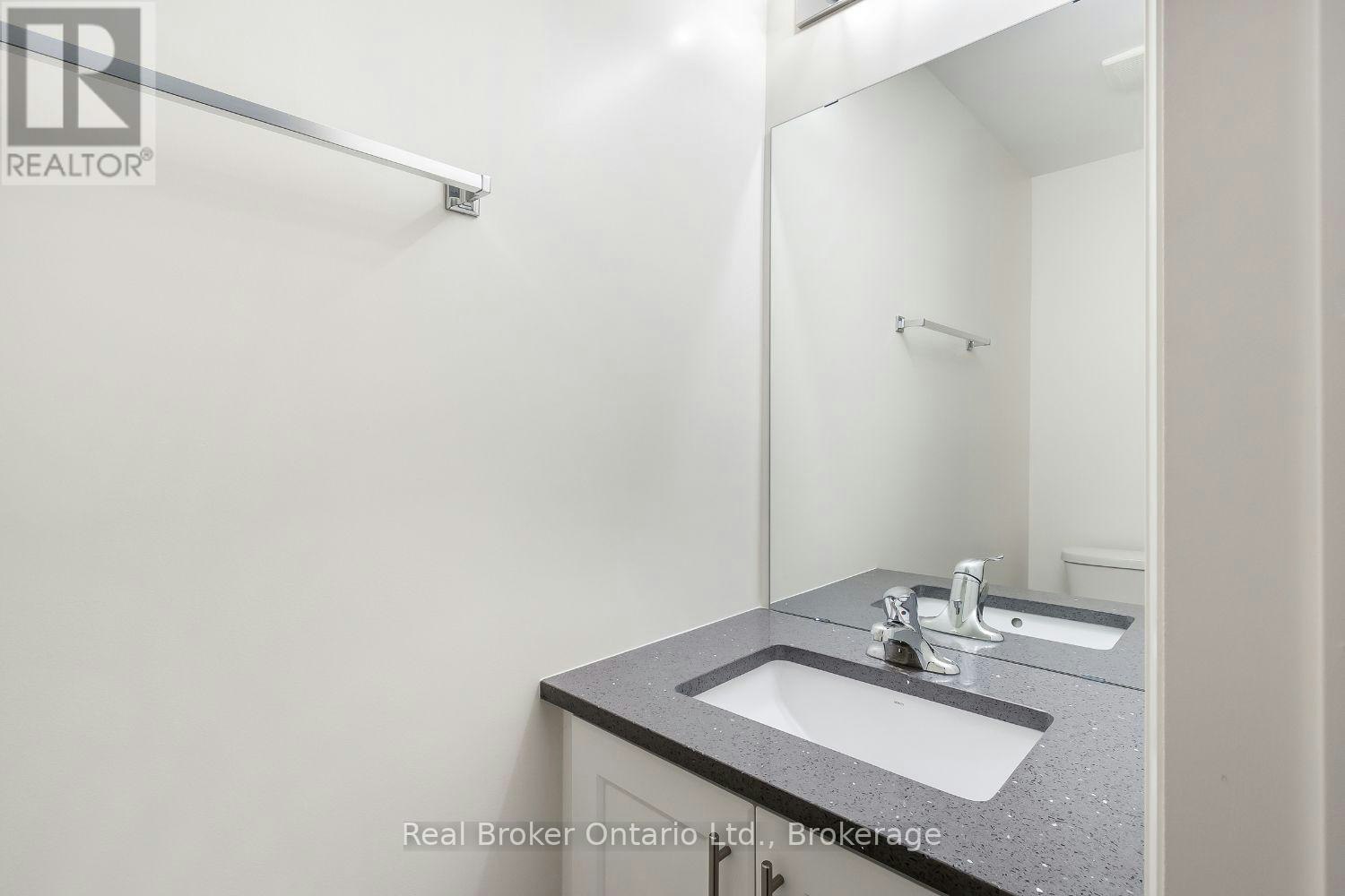 267-79 Caspian Square, Clarington, ON, K2V 0R3 - 13