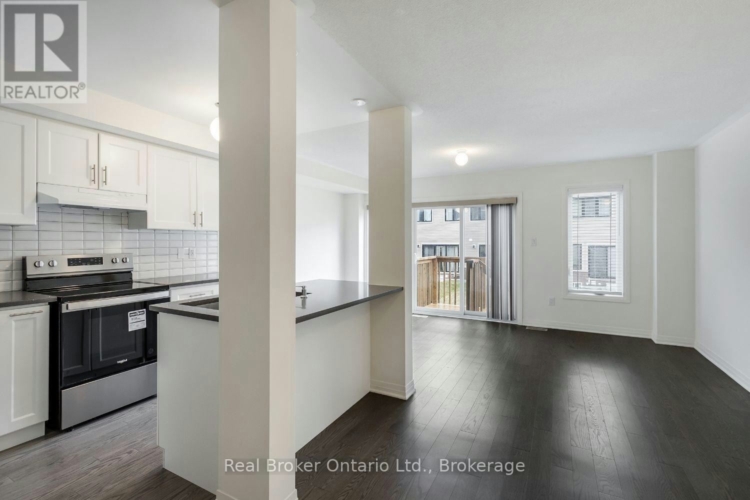 267-79 Caspian Square, Clarington, ON, K2V 0R3 - 5
