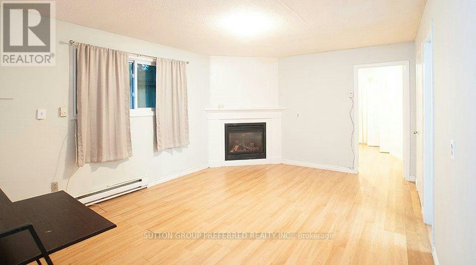 54 Gunn (Unit B Street, London, ON, N6G 1C7 - 2