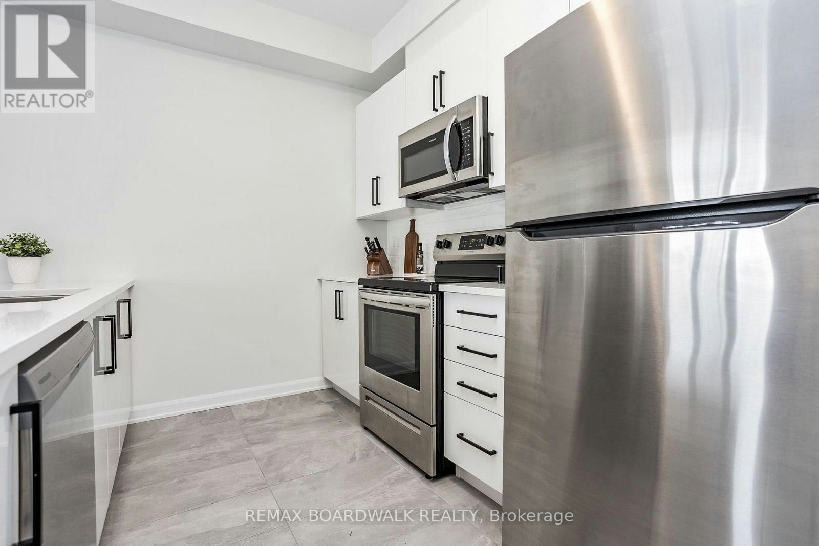 B-518 Aglish Mews, Manotick, ON, K2C 3H2 - 12