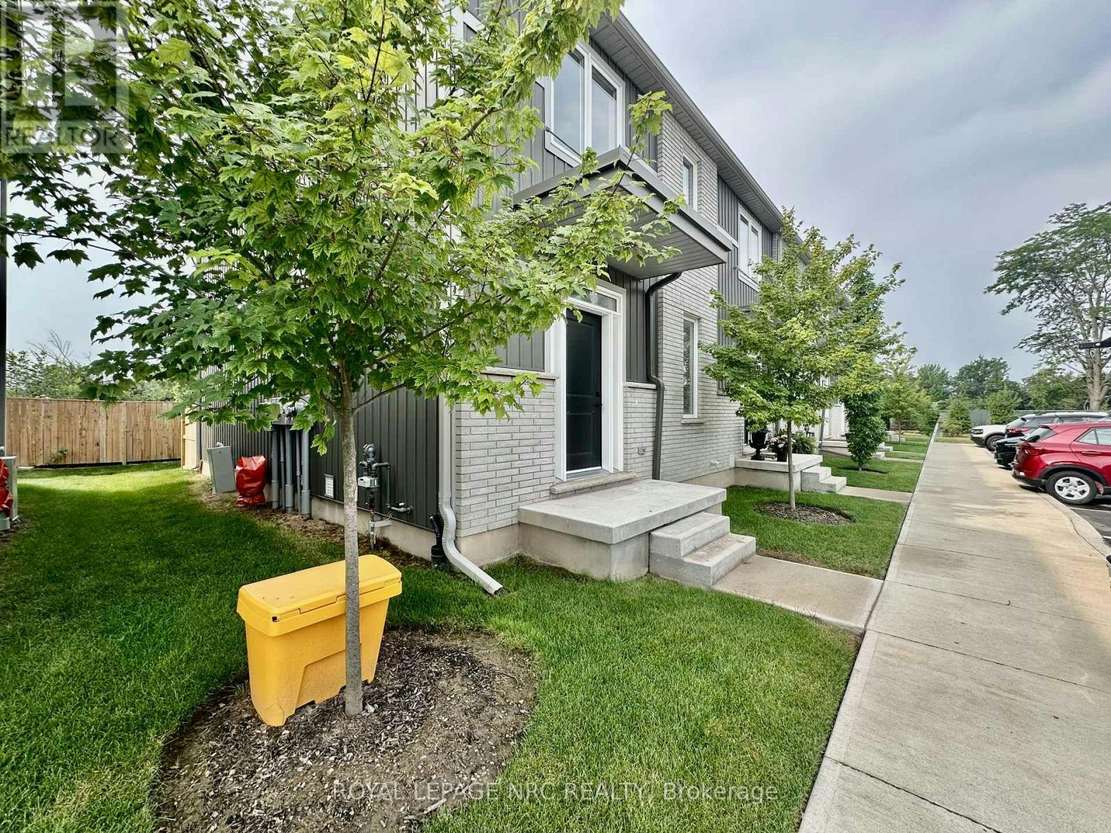 21 121a Moffatt Street, St. Catharines, ON, L2P 0G4