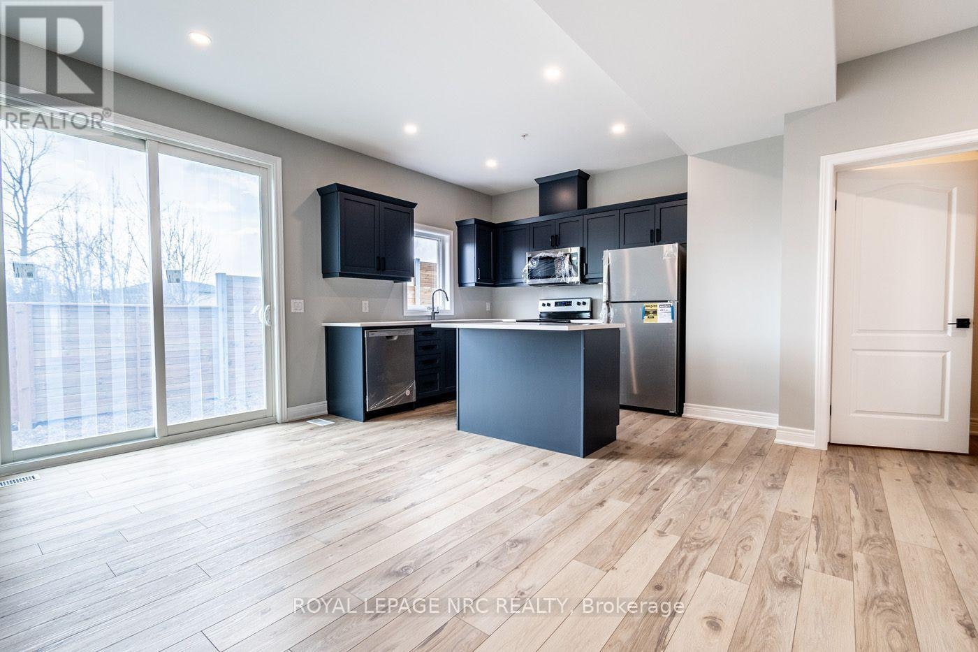 21 121a Moffatt Street, St. Catharines, ON, L2P 0G4 - 7