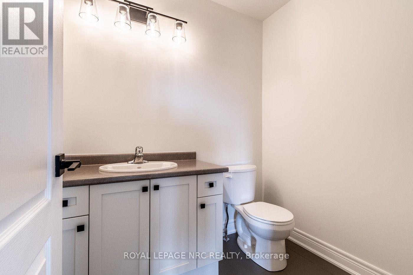 21 121a Moffatt Street, St. Catharines, ON, L2P 0G4 - 21