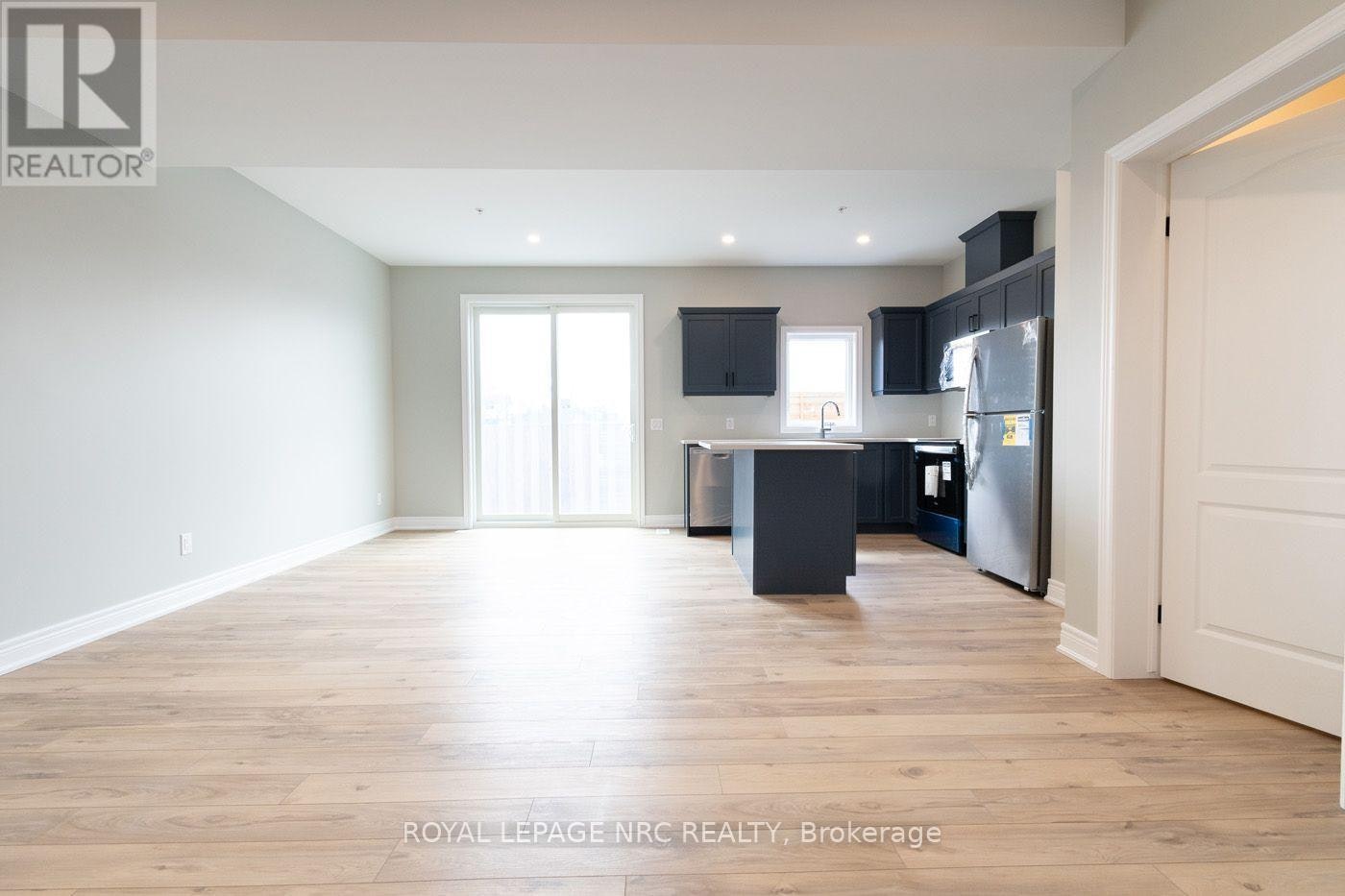 21 121a Moffatt Street, St. Catharines, ON, L2P 0G4 - 5