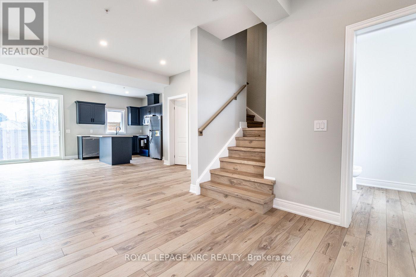 21 121a Moffatt Street, St. Catharines, ON, L2P 0G4 - 3