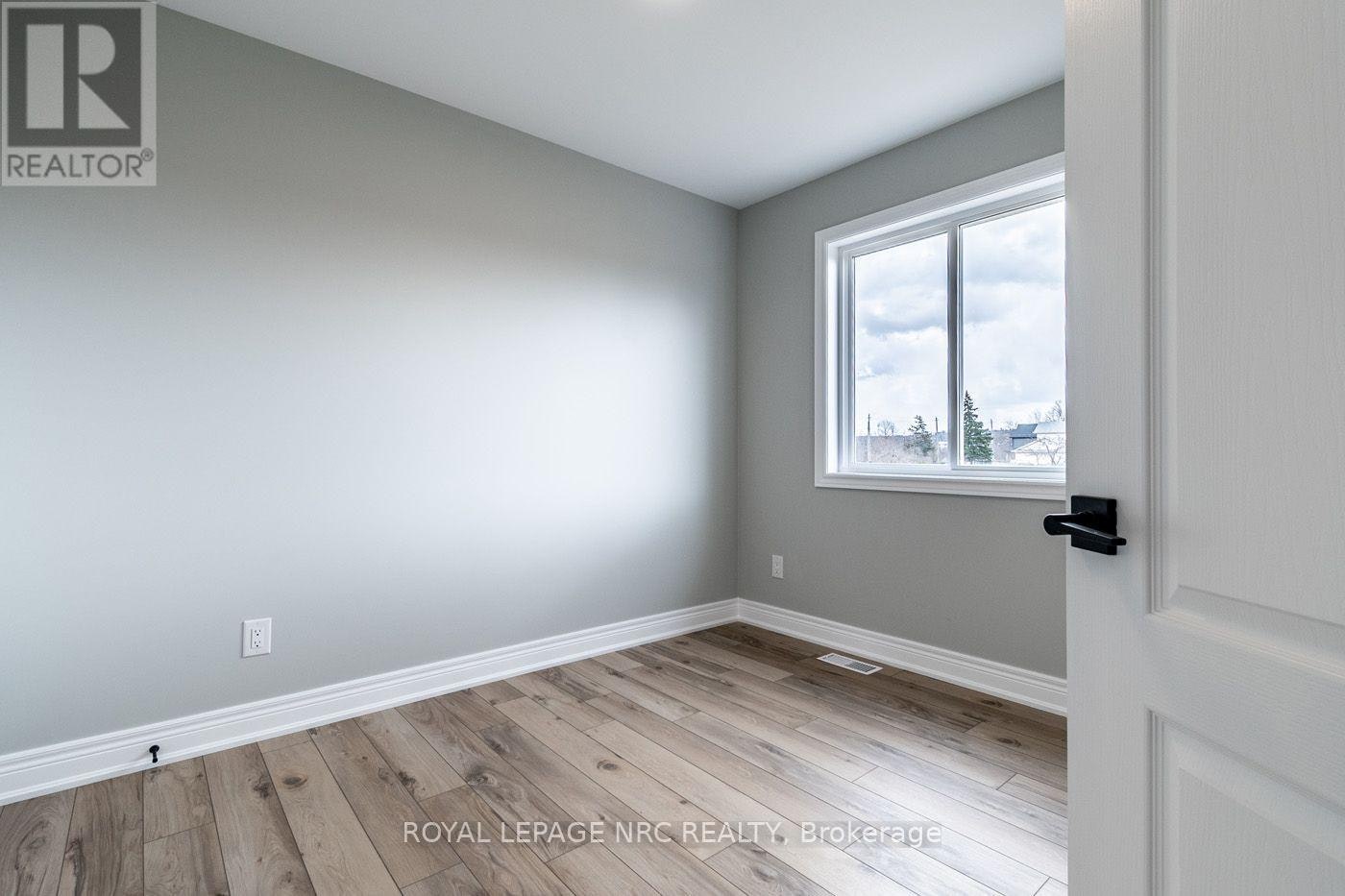 21 121a Moffatt Street, St. Catharines, ON, L2P 0G4 - 17
