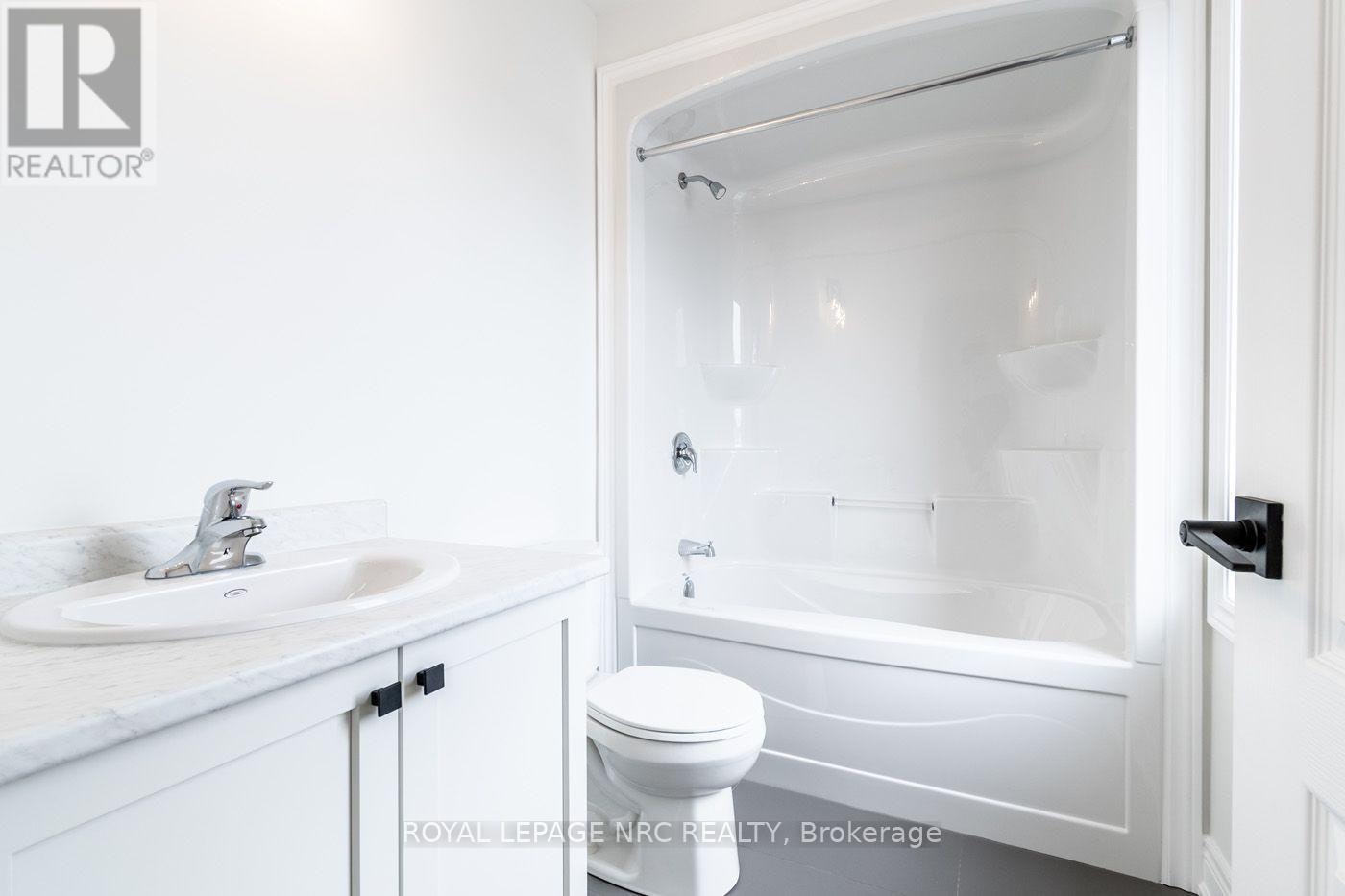21 121a Moffatt Street, St. Catharines, ON, L2P 0G4 - 25