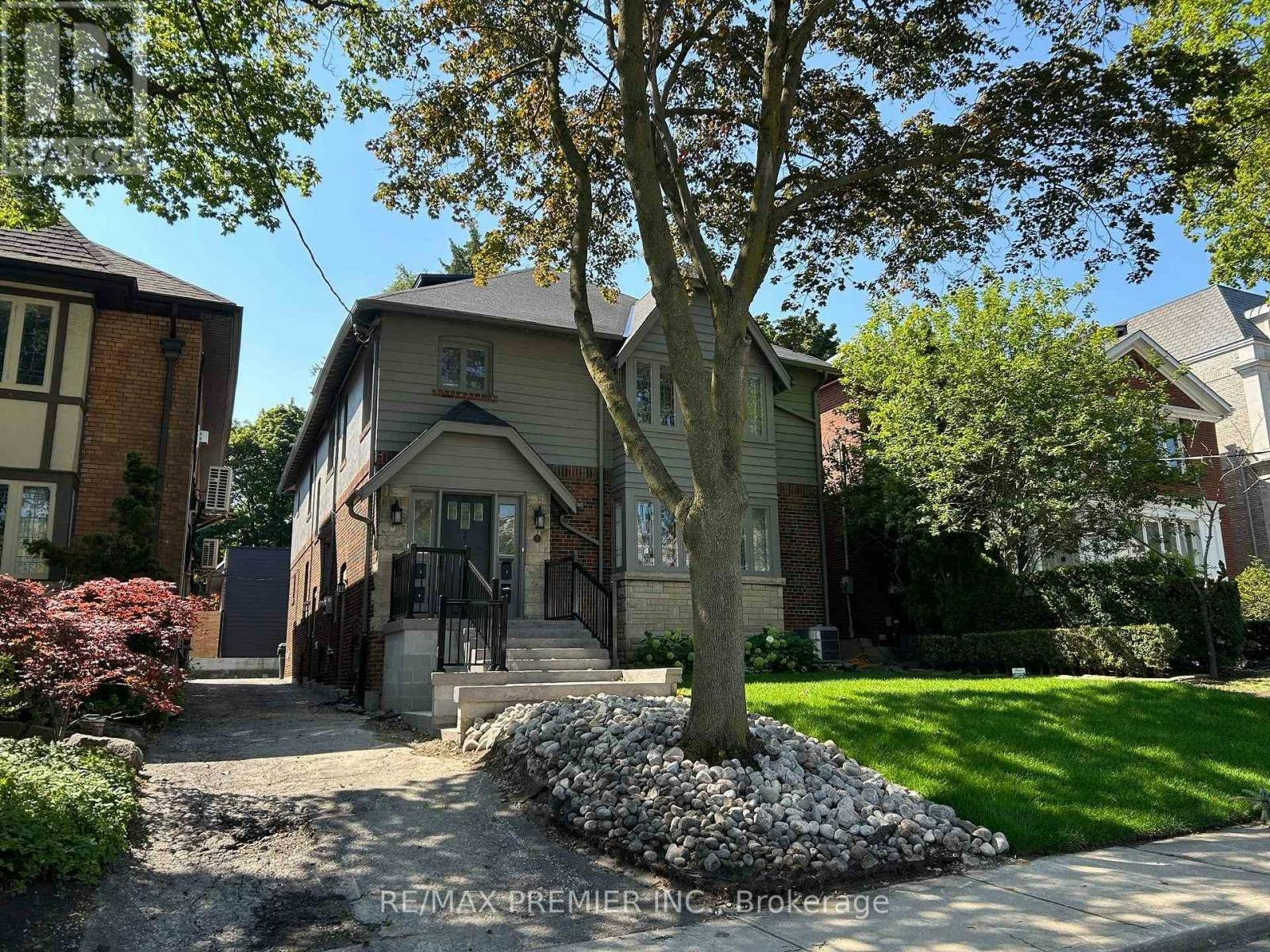 3RD FLOOR-5 Killarney Road, Toronto, ON, M5P 1L7