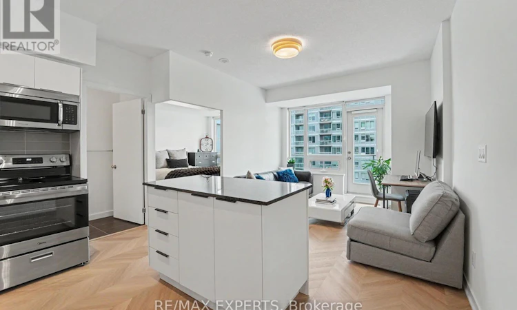 1001-55 Liberty Street EAST