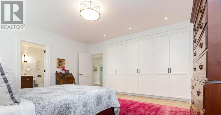 MAIN-32 Edmund Avenue, Toronto, ON, M4V 1H3 - 12