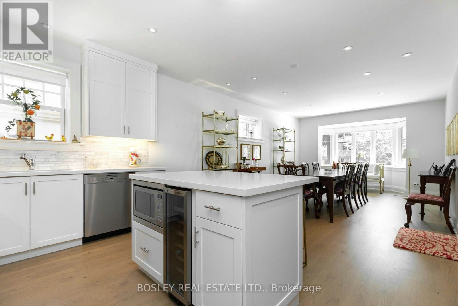 MAIN-32 Edmund Avenue, Toronto, ON, M4V 1H3 - 10
