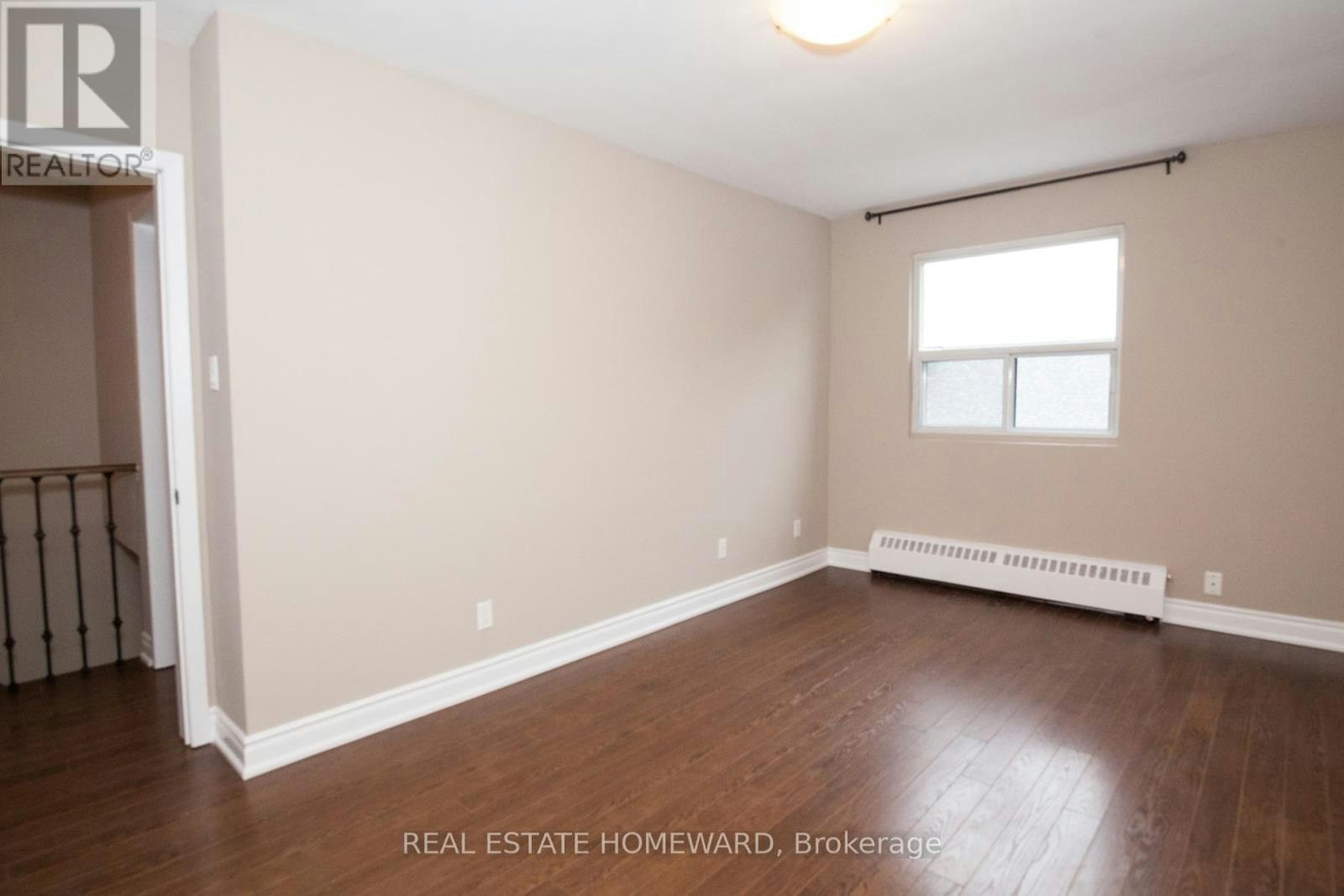 B-920 Pape Avenue, Toronto, ON, M4K 3V2 - 15