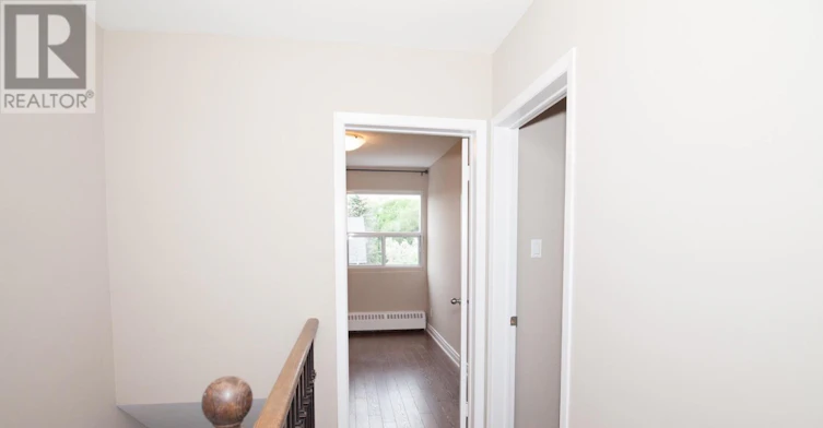 B-920 Pape Avenue, Toronto, ON, M4K 3V2 - 10