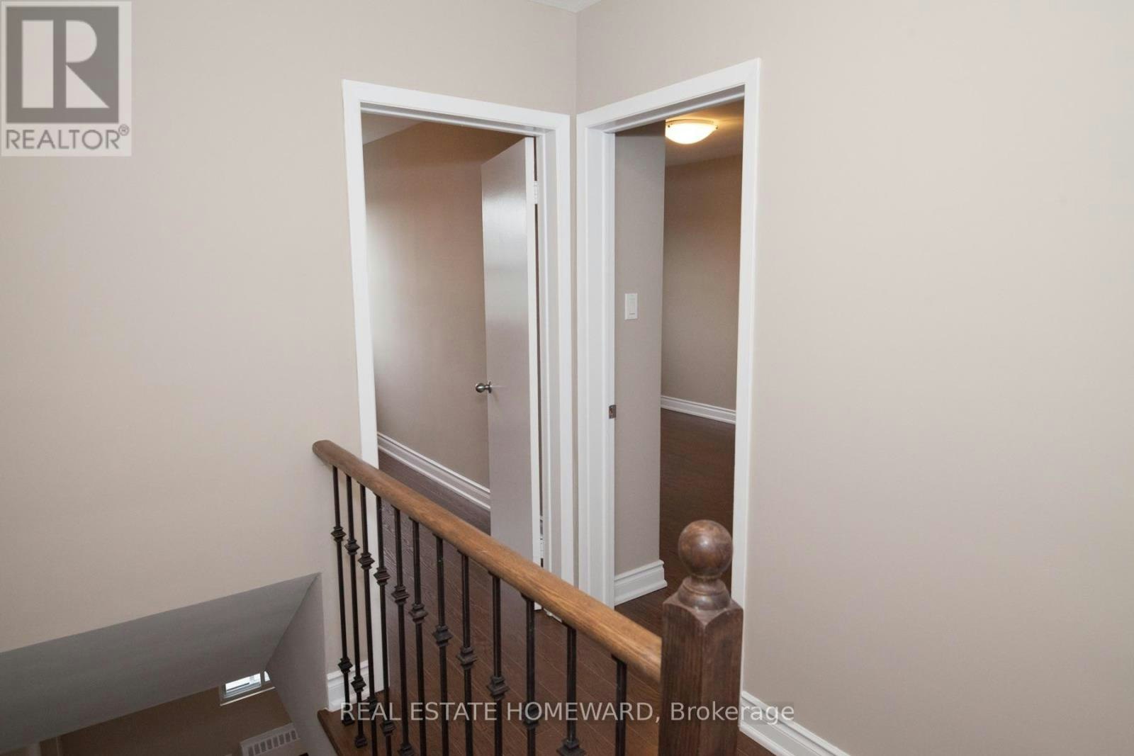 B-920 Pape Avenue, Toronto, ON, M4K 3V2 - 12